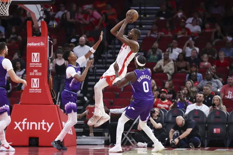 从今年季前, 基本都要经, 而杜兰特在