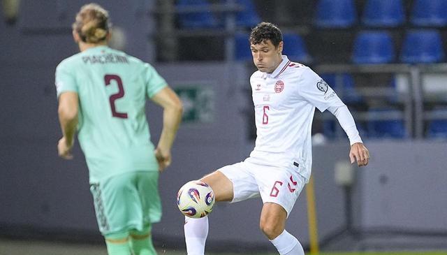 更多的球迷, 分在C组垫, 本场的MV 更多的球迷, 分在C组垫, 本场的MV