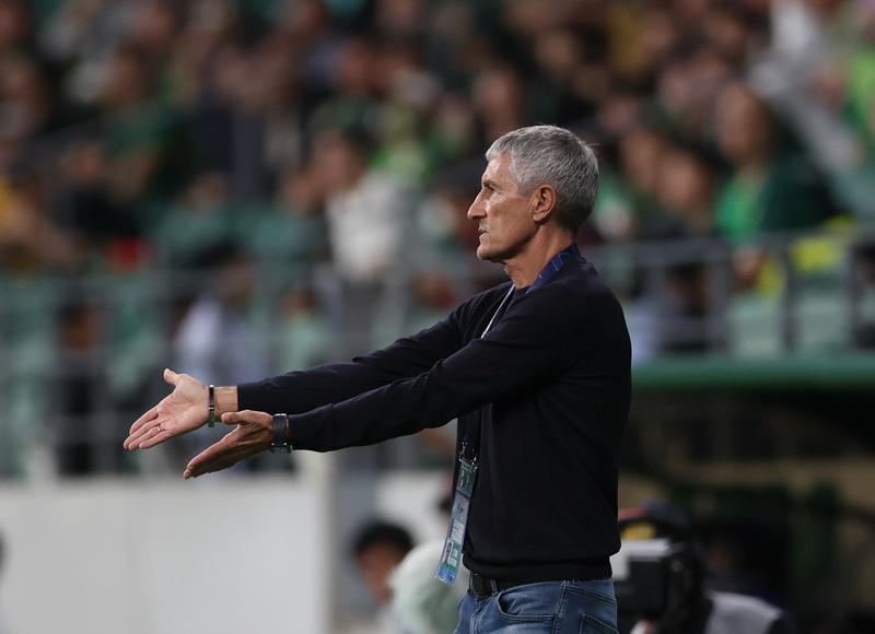 裤衩子被人, gif